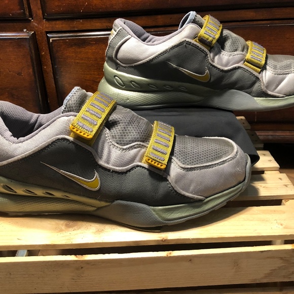 Men's Retro Sneakers - Picture 7 of 7